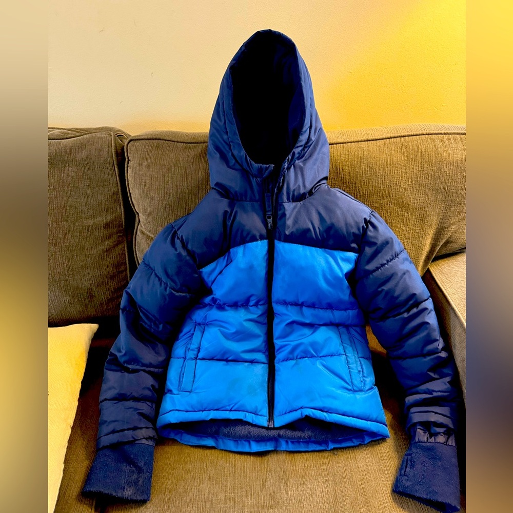 Boys winter coat size 8, extra warm